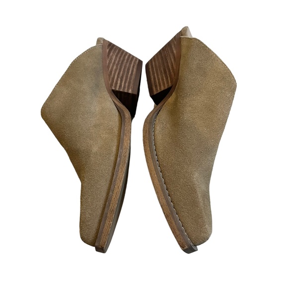 Jane and the Shoe Karissa Tan Suede Mule, Sz 6 - Picture 9 of 14